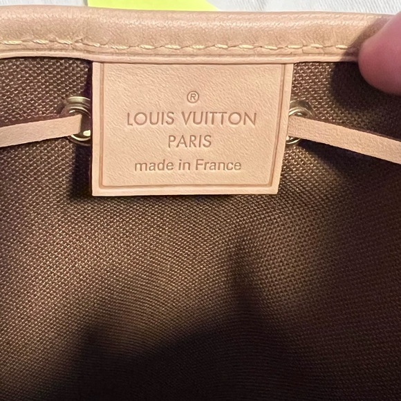 Authentic Louis Vuitton nano noe monogram crossbody bag - Picture 4 of 8